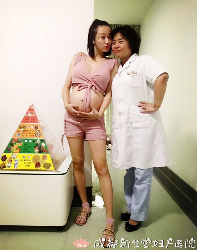 成都妇产医院,成都高水平的产科医院,成都专业的妇产医院,新生堂妇产医院，成都顺产医院，孕妇劈叉