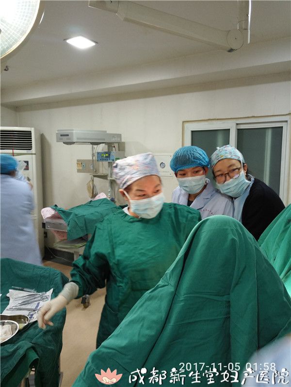 成都专业的妇产医院,新生堂妇产医院,成都顺产医院,瘢痕子宫,母乳喂养
