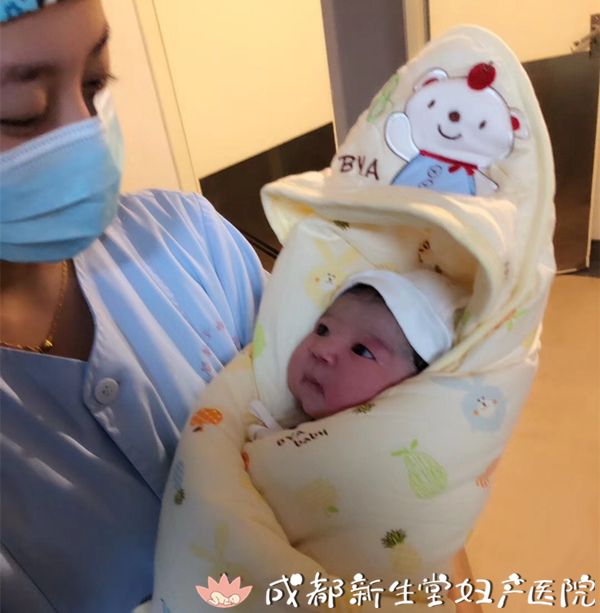 成都妇产医院,成都高水平的产科医院,成都专业的妇产医院,新生堂妇产医院，成都顺产医院，瘢痕子宫顺产医院，母乳喂养高的医院，侧切低的医院
