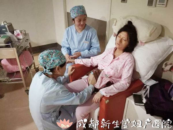 成都妇产医院,成都高水平的产科医院,成都专业的妇产医院,新生堂妇产医院，成都顺产医院，瘢痕子宫顺产医院，母乳喂养高的医院，侧切低的医院