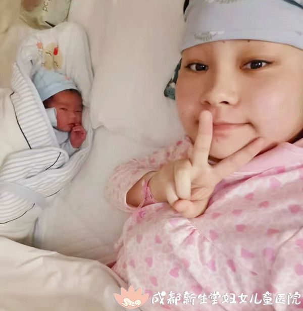我竟然顺产下7.2斤大胖小子!