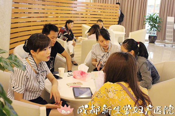 成都妇产医院,成都高水平的产科医院,成都专业的妇产医院,新生堂妇产医院，成都顺产医院，瘢痕子宫顺产医院，母乳喂养高的医院，侧切低的医院
