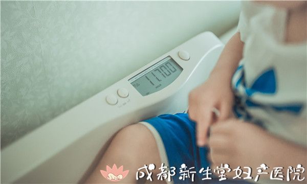 成都顺产医院,瘢痕子宫顺产医院,母乳喂养高的医院,成都新生堂妇产医院,儿保