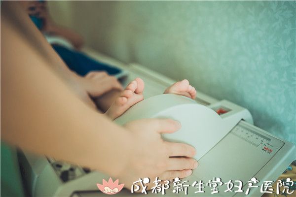 成都顺产医院,瘢痕子宫顺产医院,母乳喂养高的医院,成都新生堂妇产医院,儿保