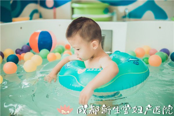 成都顺产医院,瘢痕子宫顺产医院,母乳喂养高的医院,成都新生堂妇产医院,儿保